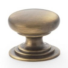 Waltz Cupboard Knob 25mm Antique Brass