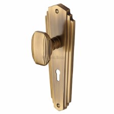 Heritage Charlston Door Knobs Lever Lock CHA1900 Antique Brass Heritage Charlston Door Knobs Lever Lock CHA1900 Antique Brass