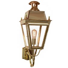 Balmoral Wall Lantern Polished Brass Unlacquered