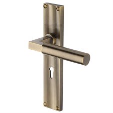 Heritage Brass Door Lever Handle Delta Low Profile in Satin Brass