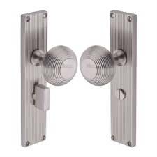 Heritage Beehive Door Knobs Reeded Bathroom Plate V9530 Satin Nickel