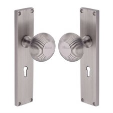 Heritage Beehive Door Knobs Reeded Lock Plate V9500 Satin Nickel