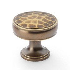 Lynd Hammered Cabinet Knob 32mm Antique Brass