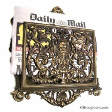Newspaper/Magazine Holder