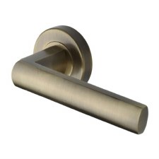 Heritage Poseidon Door Handle V6230 Antique Brass Heritage Poseidon Door Handle V6230 Antique Brass