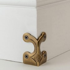 Skiffer Skirting Board Corner Protector Antique Brass 63mm