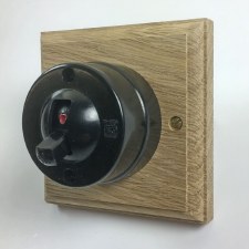 Additional picture of Vintage Bakelite Dolly Light Switch