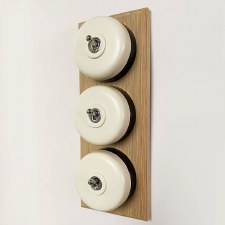 Additional picture of Round Dolly Light Switch 3 Gang White on Oak Pattress with Black Mount