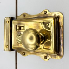 Additional picture of Broughton Victorian Rim Latch Renovated Brass RH