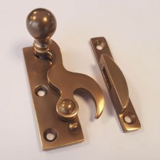 Additional picture of Aston Claw Sash Fastener Antique Brass Unlacquered