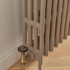 Additional picture of The Victoriana 4 Column Cast Iron Radiator