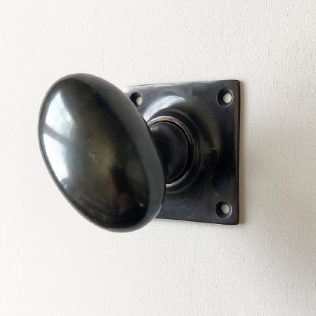Oval Mortice Door Knobs on Square Plate Oil Rubbed Brinze