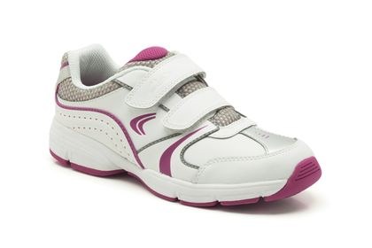 clarks trainers girl