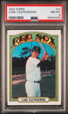 1972 TOPPS 37 YAZ PSA 8
