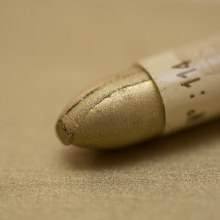 Sennelier Oil Pastel Large - Iridescent Rich Gold 114 Sennelier Oil Pastel Large - Iridescent Rich Gold 114