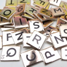 Additional picture of Dovecraft - Mini Metallic Letter Tiles Rose Gold 200