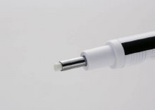 Additional picture of Tombow Mono Zero Eraser Pen - Round Tip - White Barrel