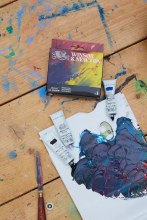 Additional picture of Winsor & Newton Artist's Oil Colour Primary Set 5x37ml