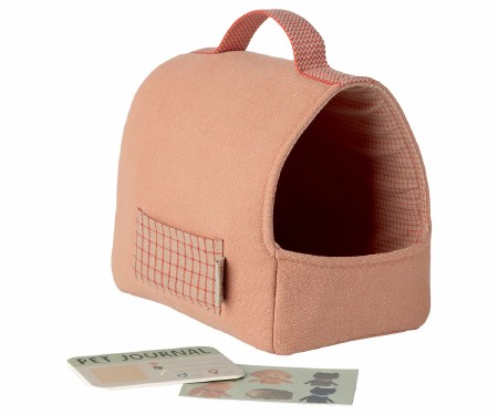 Maileg Pet Carrier Coral