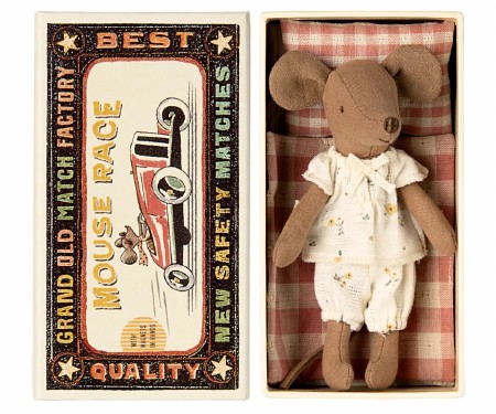 Mouse Big Sister in Matchbox Cream Pyjamas