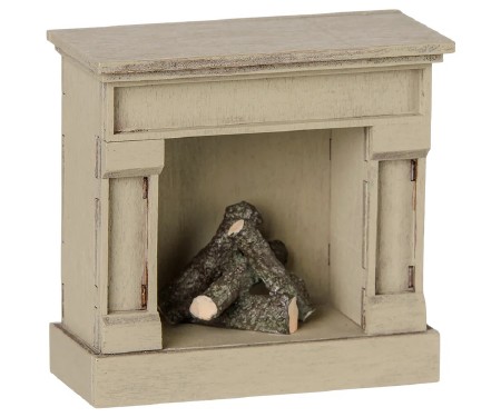 Mouse Fireplace in Off-White