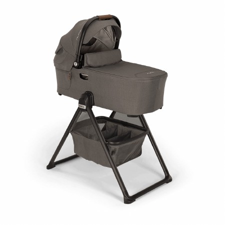 Demi Next Bassinet &amp; Stand