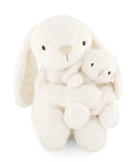 Frankie Hugging Bunny Marshmallow