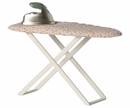 Mouse Iron &amp; Ironing Board
