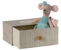 Mouse Dancer Little Sister in Daybed - Aqua