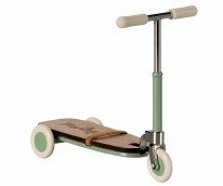 Mouse Kick Board Scooter Mint