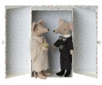 Mouse Wedding Couple in Box