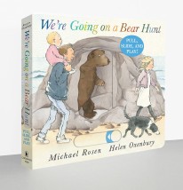 We're Going on a Bear Hunt : Pull, Slide and Play!