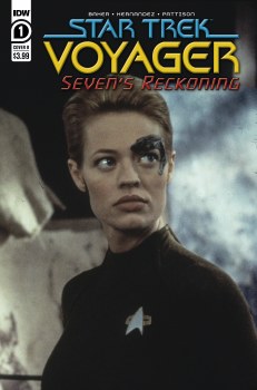 Star Trek Voyager Sevens Reckoning #1 (of 4) Cvr B Photo