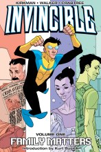 Invincible TP VOL 01 Family Ma