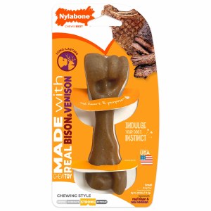 Nyl Strong Chew Femur Bison Sm