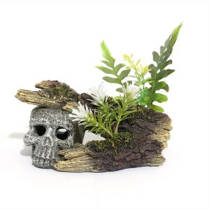 Skull Hideaway with Plants