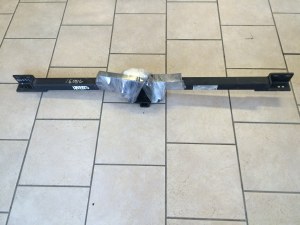 Hidden Hitch Class II Trailer Hitch Buick Chevrolet GMC Oldsmobile Pontiac 98031