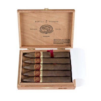 Padron Family Reserve 44