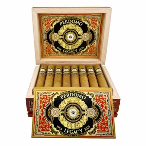 Perdomo Legacy Robusto CT