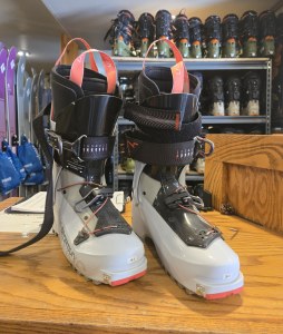 DEMO Stellar Boot, Wms 21/22