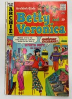 Archies Girls Betty & Veronica #220 - Fn