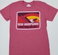 Woods & Sea New Hampshire Moose & Mountain Tee Small Red