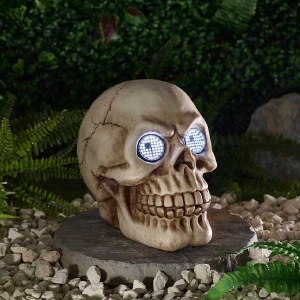 Smart Blinkin' Skull