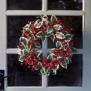 Smart HollyBerry Wreath 50cm