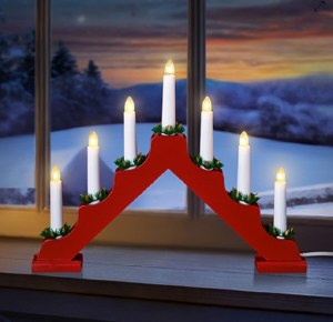 39cm Wooden Red Candlebridge with 7 LED lights