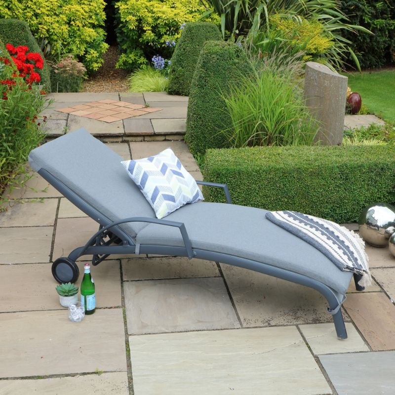 Turin Cushioned Sunlounger Beechdale Garden Centre