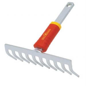 Close Toothed Rake 19cm