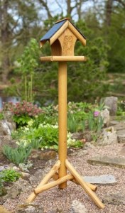 Otto Owl Bird Table