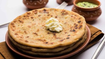 Fresh Aloo Tikki Chaat