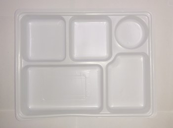 5 SECTION (COMPARTMENT) WHITE  PLASTIC PLATES50 COUNT